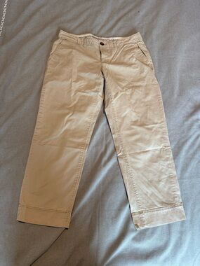 Y2k VNTG Old Navy Khaki Capri Pants